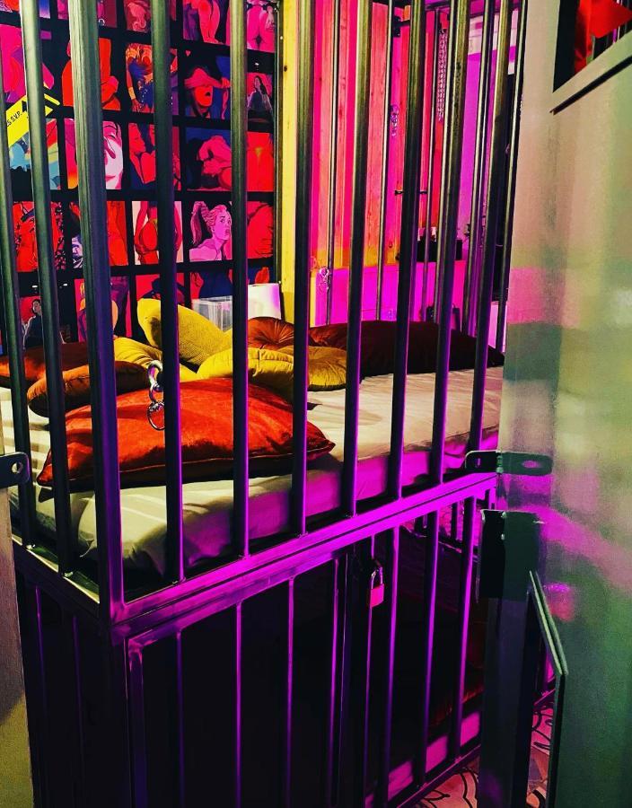 Secret Room Votre Love Room Coquine Et Insolite En Espace Privatif A Tournai Εξωτερικό φωτογραφία